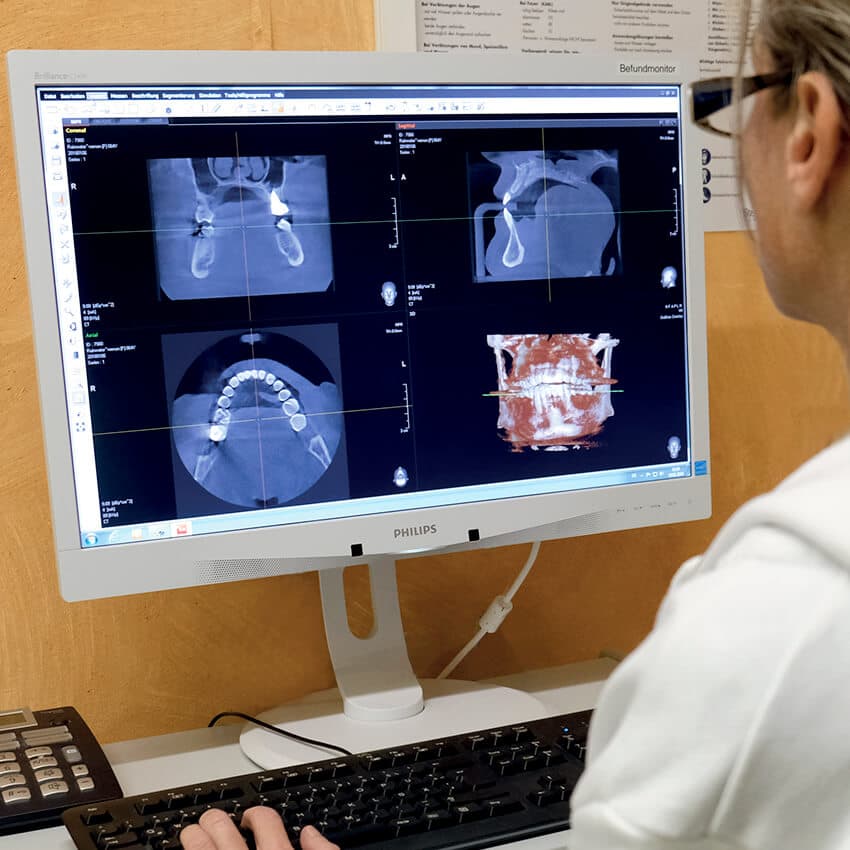 doctor performing dental diagnostic procedutre